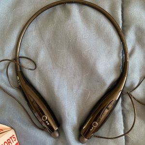 Lg head phones